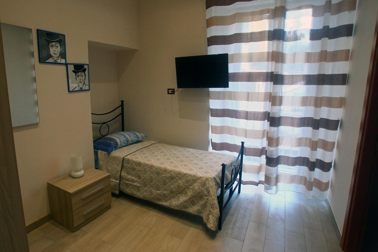 Casa Fedora Bed & Breakfast Napoli Dış mekan fotoğraf