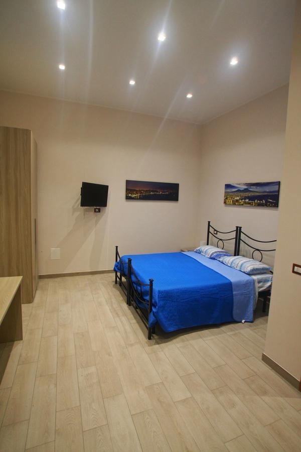Casa Fedora Bed & Breakfast Napoli Dış mekan fotoğraf